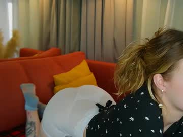 See Alice_tucci online Now @ slutout.com